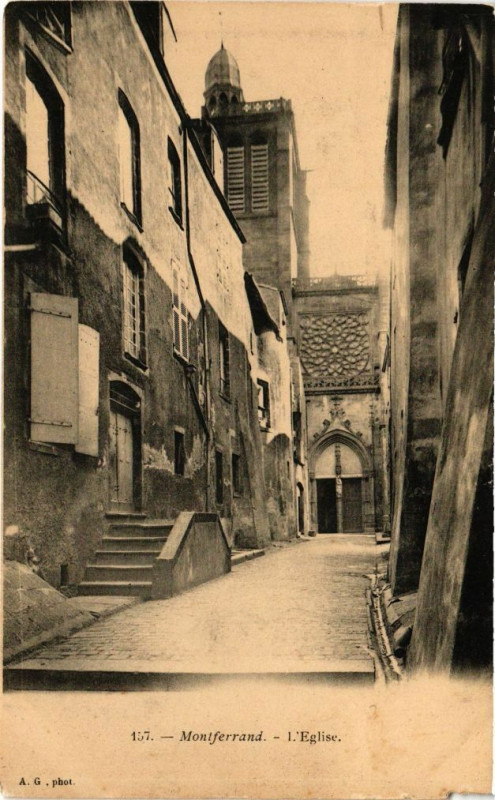 Carte postale ancienne Montferrand - L'Eglise