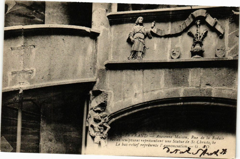Carte postale ancienne Clermont-Ferrand - Ancienne Maison Rue de la Rodade à Clermont-Ferrand