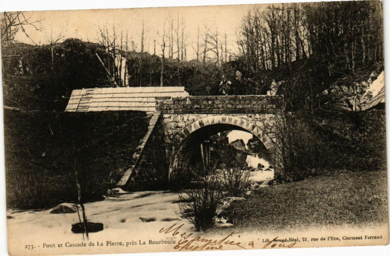 Carte postale ancienne Pont et Cascade de la Pierre pres La Bourboule à La Bourboule