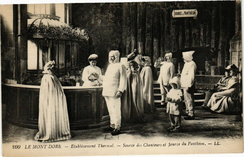 Carte postale ancienne Le Mont-Dore - Etabl. THERMal - Source des Chanteurs et... à Mont-Dore