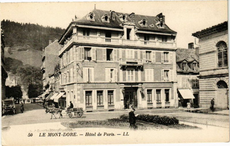 Carte postale ancienne Le Mont-Dore - Hotel de Paris à Mont-Dore