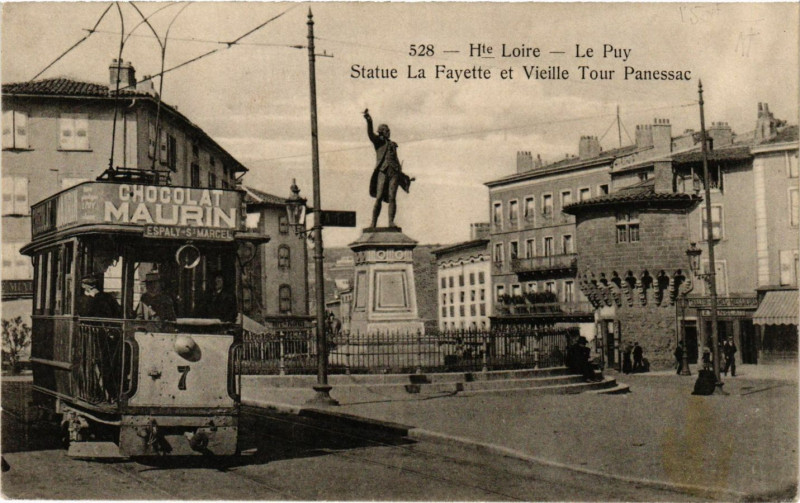 Carte postale ancienne Le Puy-en-Velay - Statue La Fayette et Tour Pannessac - Tram au Puy-en-Velay