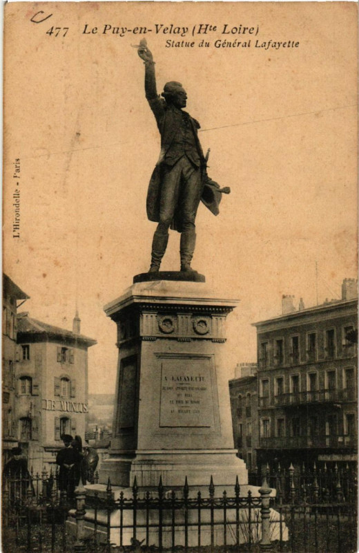 Carte postale ancienne Le Puy-en-Velay (Hte-Loire) - Statue du General Lafayette au Puy-en-Velay