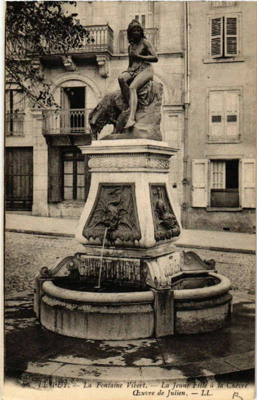 Carte postale ancienne Le Puy - La Fontaine Vibert, La Jeune Fille a la Chevre -CEuvre de