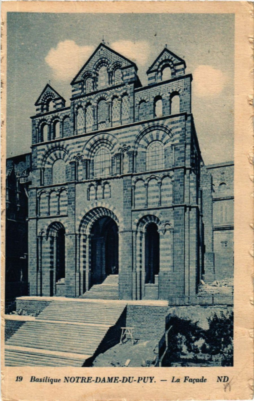Carte postale ancienne Basilique Notre-Dame-du-Puy - La Facade