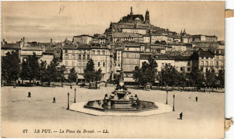 Carte postale ancienne Le Puy - La Place du Breuil