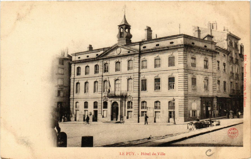 Carte postale ancienne Le Puy - Hotel de Ville