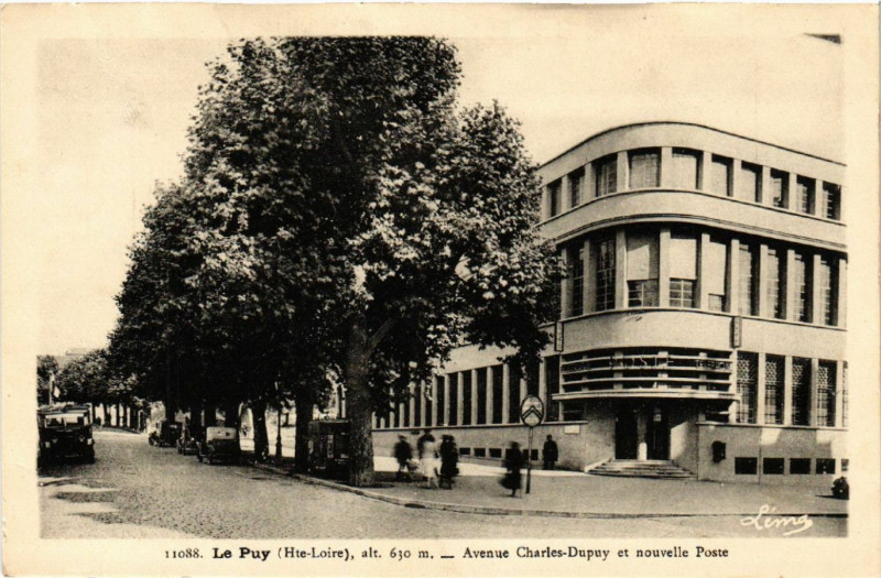 Carte postale ancienne Le Puy (Hte-Loire) alt 630 m - Avenue Charles-Dupuy et nouvelle