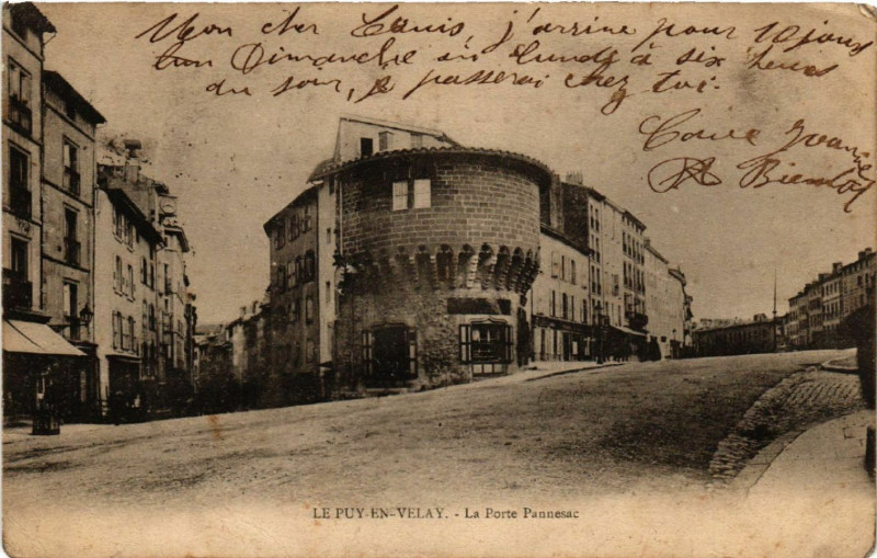 Carte postale ancienne Le Puy-en-Velay - La Porte Pannesac au Puy-en-Velay