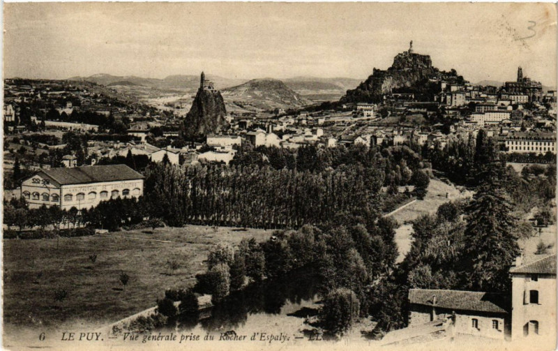 Carte postale ancienne Le Puy - Vue generale prise du Rocher d'Espaly