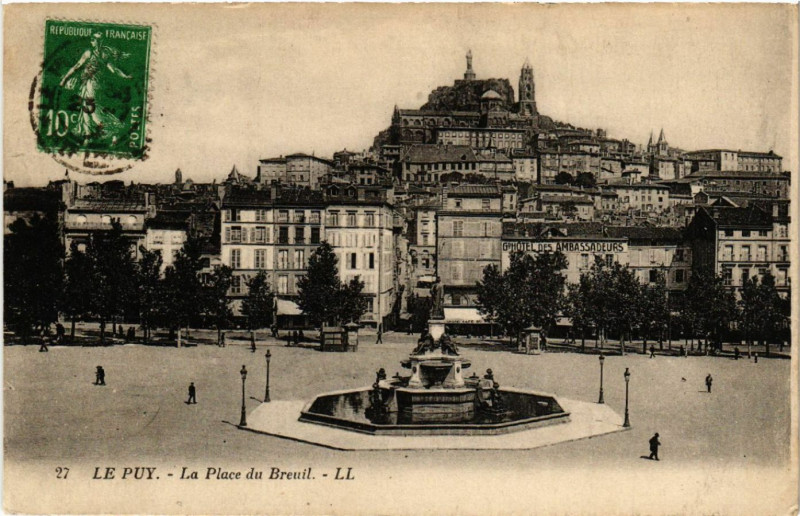 Carte postale ancienne Le Puy - La Place du Breuil