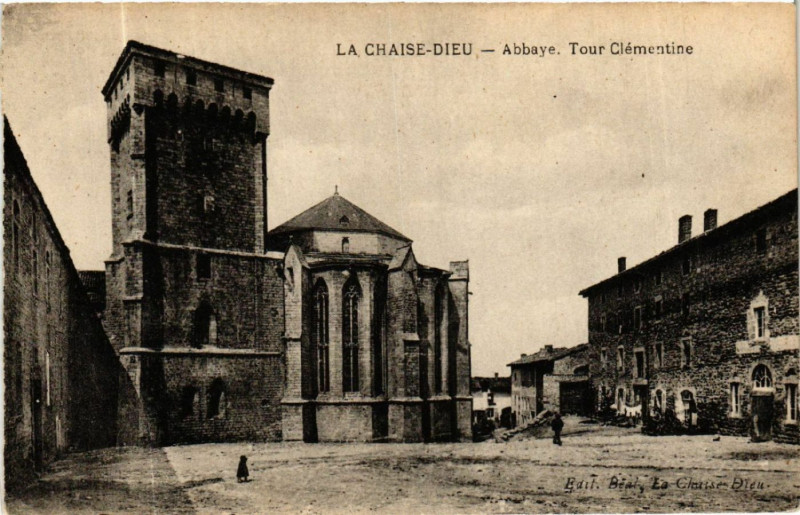 Carte postale ancienne La Chaise-Dieu-Abbaye. Tour Clementine à La Chaise-Dieu