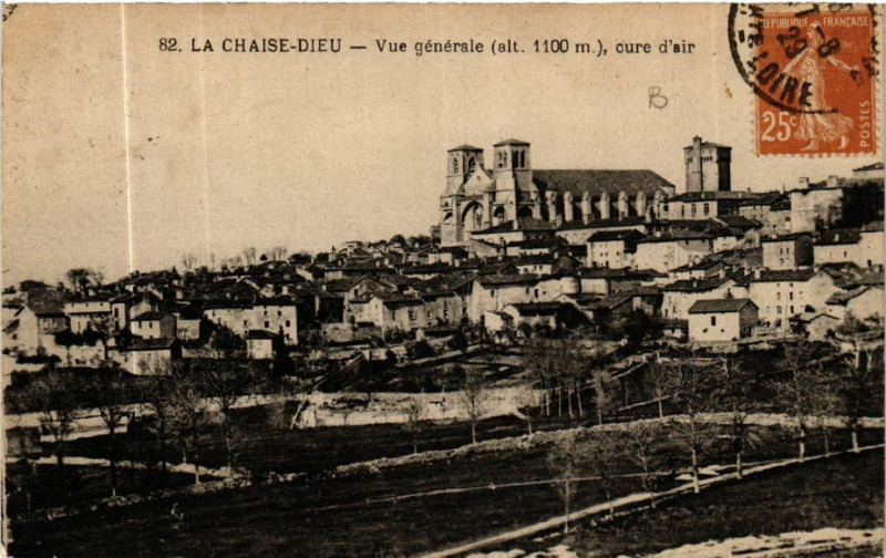 Carte postale ancienne La Chaise-Dieu - Vue générale (1100m d'alt) - cure d air à La Chaise-Dieu