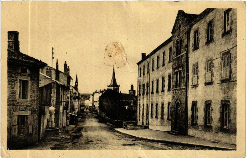 Carte postale ancienne Craponne-sur-Arzon (alt 915 m) - L'Ecole Superieure à Craponne-sur-Arzon
