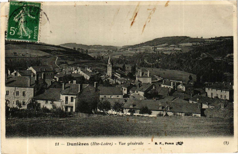 Carte postale ancienne Dunieres (Hte - Loire) - Vue générale à Dunières
