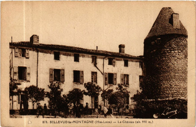 Carte postale ancienne Bellevue-la-Montagne (Hte-Loire) - Le Chateau (alt 990 m) ) à Bellevue-la-Montagne