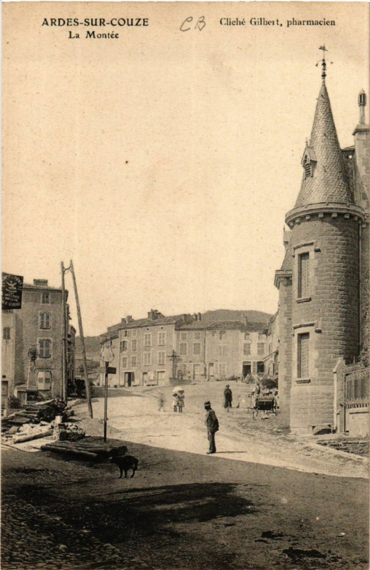 Carte postale ancienne Ardes-sur-Couze - La Montee