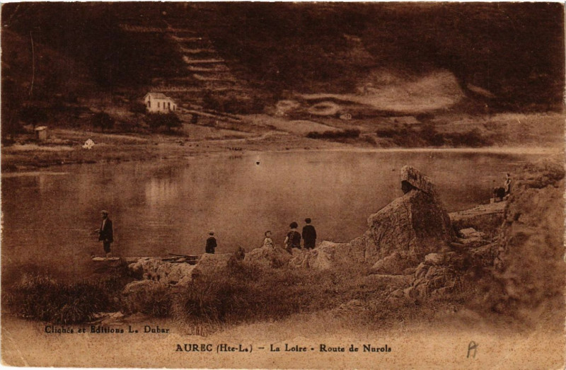 Carte postale ancienne Aurec (Hte-Le) - La Loire - Route de Nurola