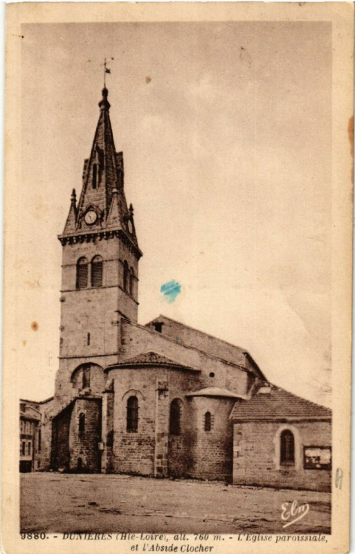Carte postale ancienne Dunieres (Hte-Loire) - alt 760 m - L'Eglise paroissiale et l'Abside à Dunières