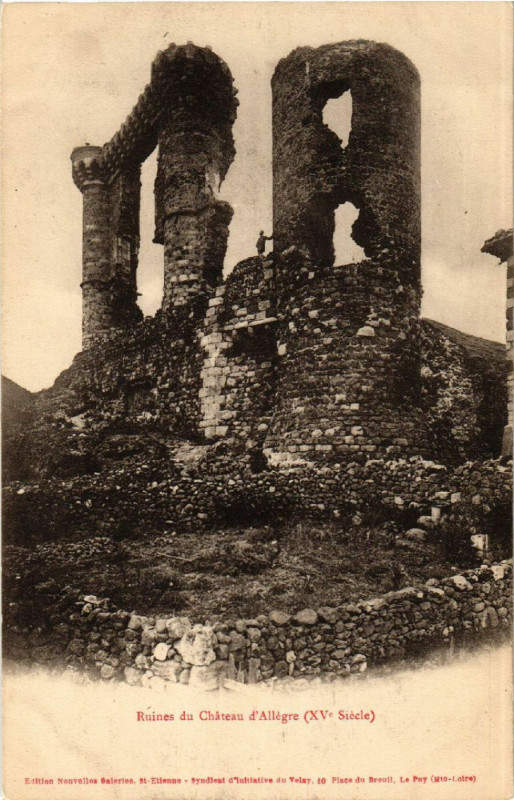 Carte postale ancienne Ruines du Chateau d'Allegre (Xv Siecle)