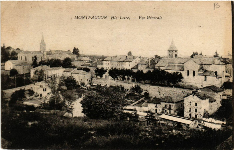 Carte postale ancienne Montfaucon (Hte-Loire) - Vue générale