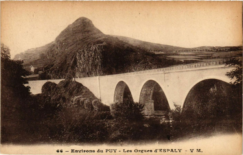 Carte postale ancienne Env. du Puy - Les Orgues d'Espaly