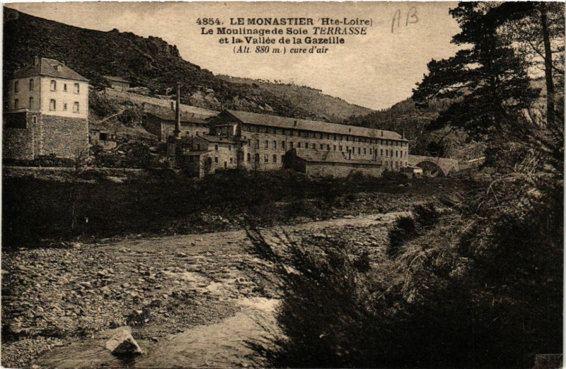 Carte postale ancienne Le Monastier (Hte-Loire) - Le MOULINage de Sois Terrasse et la