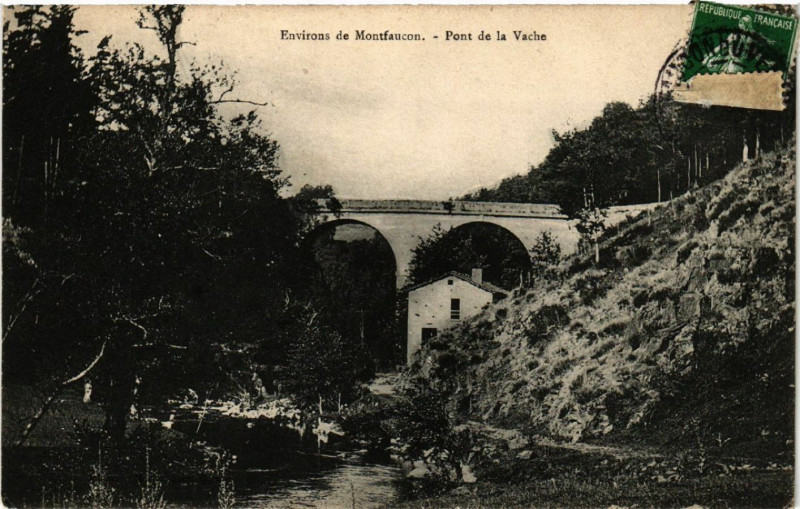 Carte postale ancienne Env. de Montfaucon - Pont de la Vache