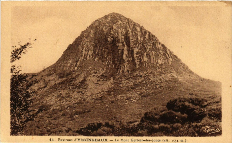 Carte postale ancienne Env. d'Yssingeaux - Le Mont Gerbier-des-Jones (alt 1554 m) à Yssingeaux