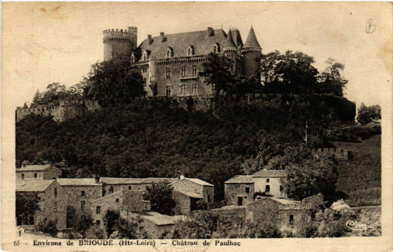 Carte postale ancienne Env. de Brioude (Hte-Loire) - Chateau de Paulhac à Brioude