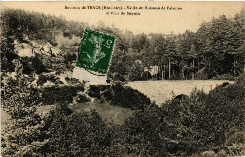 Carte postale ancienne Env. de-Tence (Hte-Loire) - Vallée du Ruisseau de Palantier à Tence