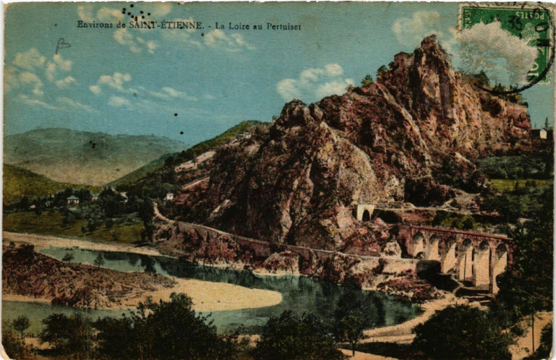 Carte postale ancienne Env. de Saint-Etienne - La Loire au PERTUISer