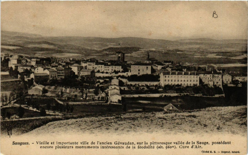 Carte postale ancienne Saugues - Vieille et importante ville de l'ancien Gevaudan à Saugues