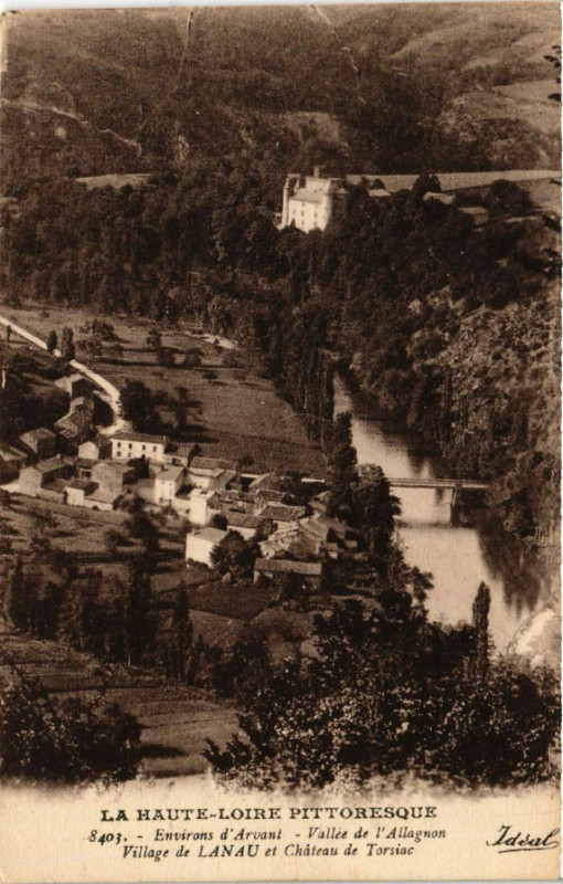 Carte postale ancienne Env. d'Arvant - Vallée de l'Allagnon - Village de Lanau