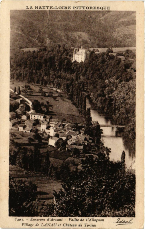 Carte postale ancienne Env. d'Arvant - Vallée de l'Allagnon - Village de Lanau et...