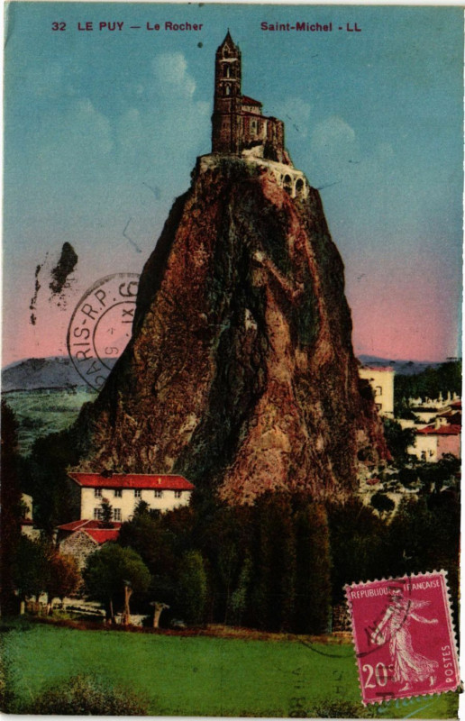 Carte postale ancienne Le Puy - Le Rocher Saint-Michel