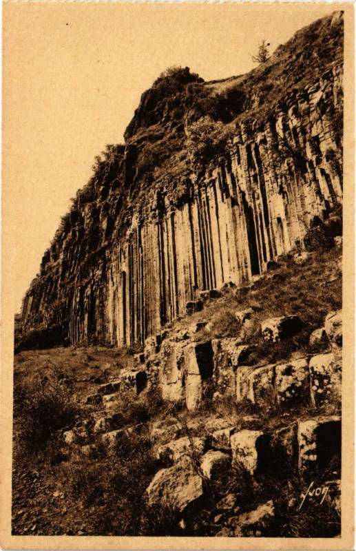 Carte postale ancienne Env. du Puy Les orgues d'Espaly