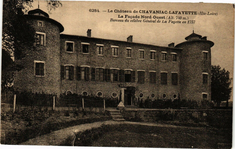 Carte postale ancienne Le Chateau de Chavaniac-Lafayette -La Facade Nord Ouest à Chavaniac-Lafayette