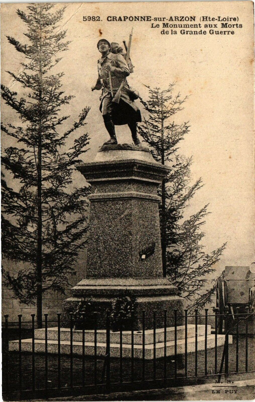 Carte postale ancienne Craponne sur-Arzon (Hte-Loire) - Le Monument aux Morts de la à Craponne-sur-Arzon