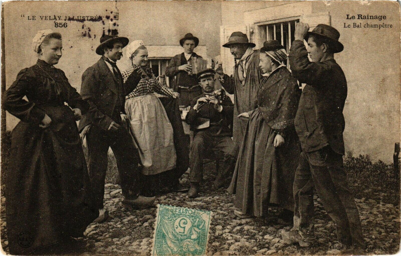 Carte postale ancienne Le Velay Illustre - Le Rainage - Le Bal champetre