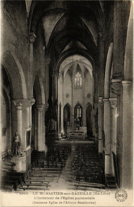 Carte postale ancienne Le Monastier-sur-Gazeille (Hte-Loire) - L'Interieur de l'Eglise... au Monastier-sur-Gazeille