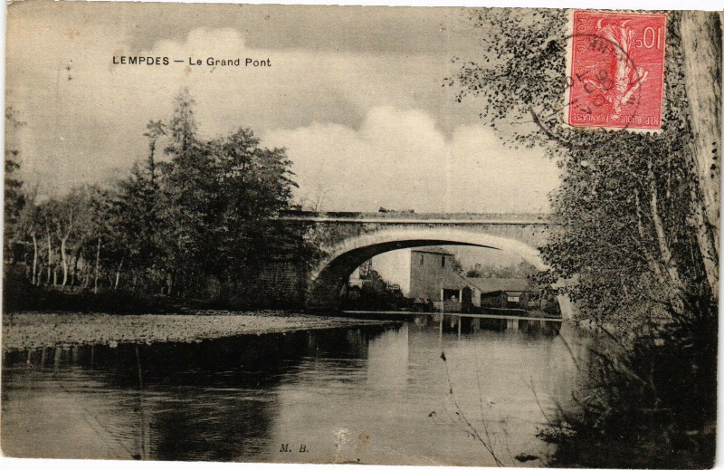Carte postale ancienne Lempdes - Le Grand Pont
