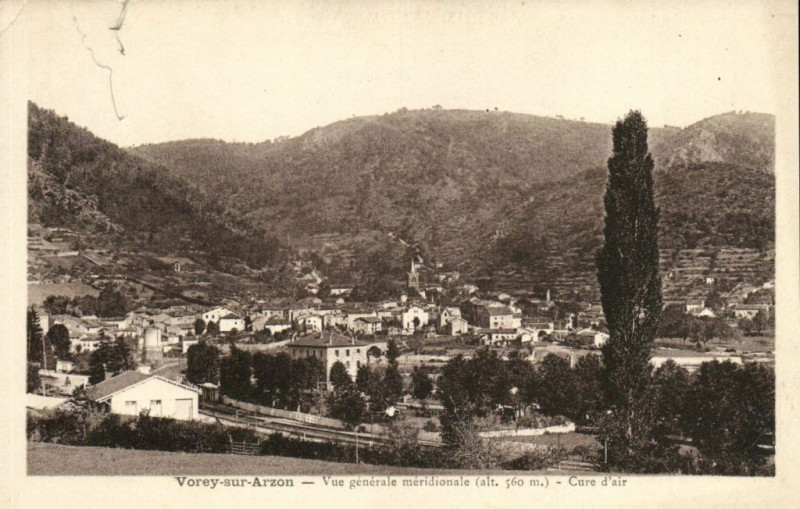 Carte postale ancienne Vorey-sur-Arzon - Vue générale meridionale à Vorey