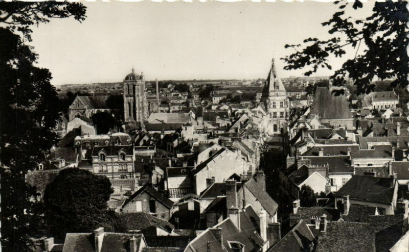Carte postale ancienne Dreux (Eure-et-Loire) Vue générale