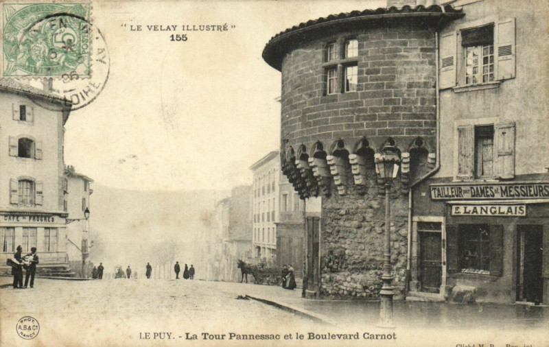 Carte postale ancienne Le Puy - La tour Pannessec et la Boulevard Carnot