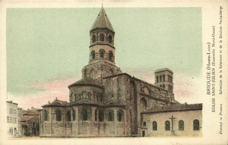 Carte postale ancienne Brioude (Haute-Loire) Eglise St-Julien (Ensemble Nord-Ouest) à Brioude