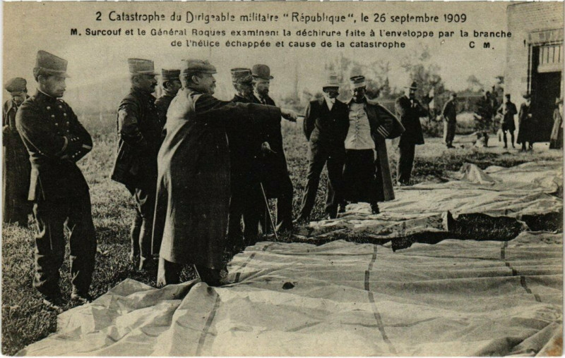 Carte postale ancienne Catastrophe - Catastrophe du dirigeable République M. Surcouf