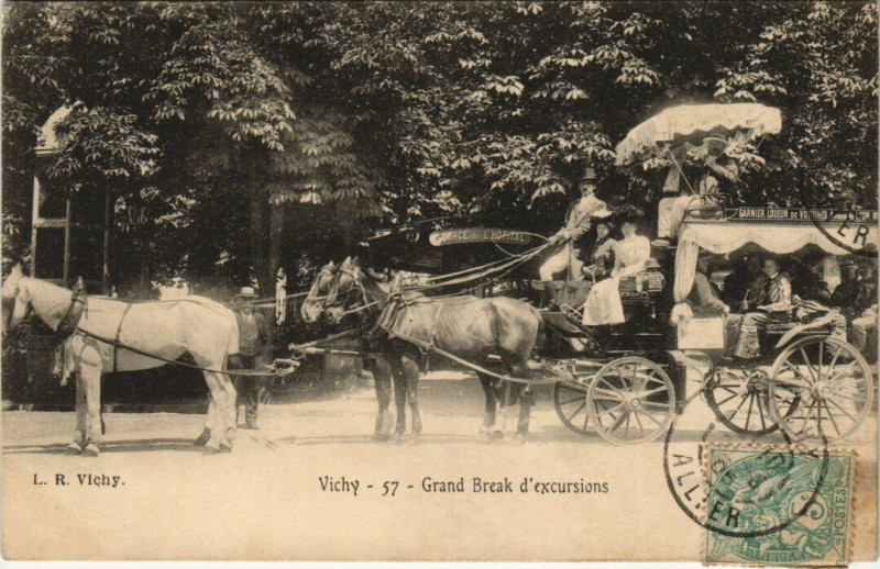 Carte postale ancienne Vichy - Grand Break Excursions à Vichy