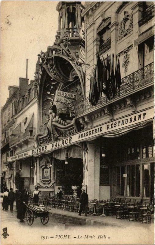 Carte postale ancienne Vichy (Dep.03) Le Music Hall à Vichy