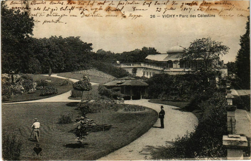 Carte postale ancienne Vichy Parc des Célestins à Vichy